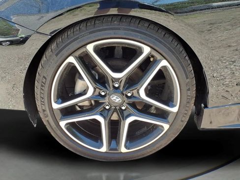 Used 2020 Hyundai Veloster Turbo Ultimate FWD image 9