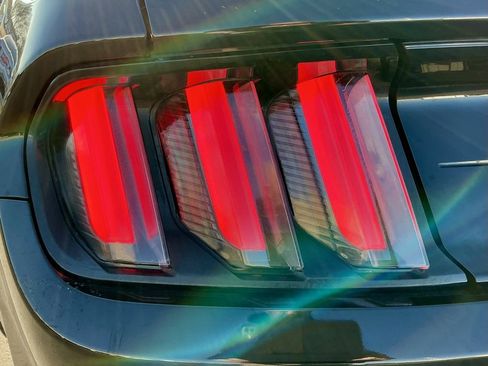 Used 2018 Ford Mustang GT w/ Black Accent Pkg image 16