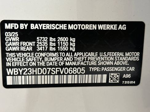 Used 2025 BMW i4 eDrive40 image 26