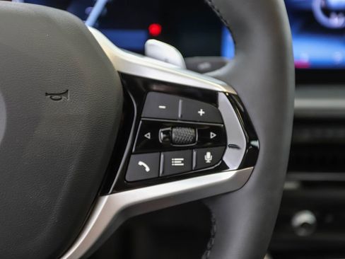 Used 2025 BMW 330i xDrive Sedan w/ Premium Package image 13