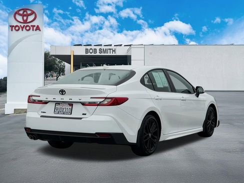 Certified 2025 Toyota Camry SE w/ Convenience Package FWD image 6