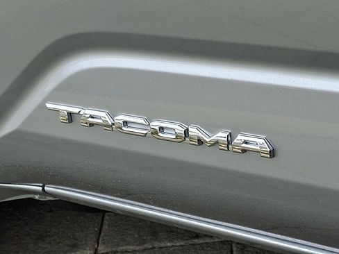 New 2026 Toyota Tacoma SR5 image 18