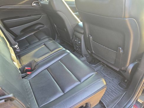 Used 2020 Jeep Grand Cherokee Limited w/ Luxury Group II AWD/4WD image 11