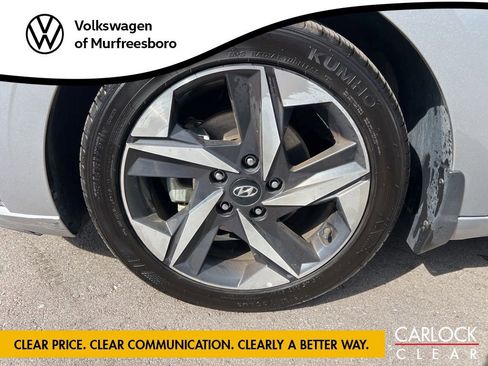 Used 2023 Hyundai Elantra Limited image 8