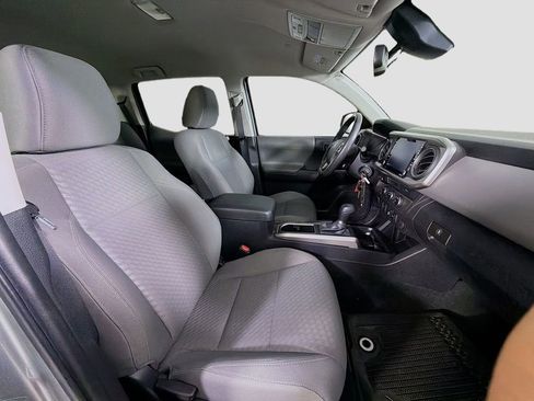 Used 2022 Toyota Tacoma SR5 image 26