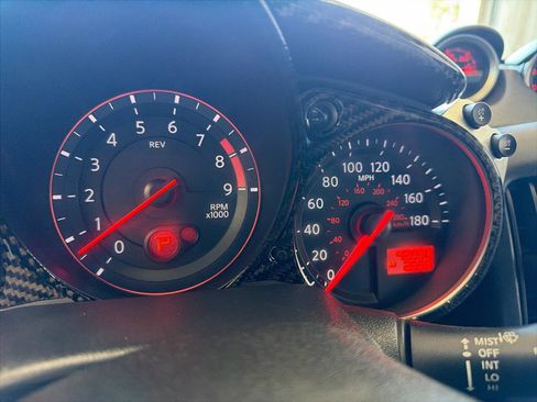 Used 2014 Nissan 370Z Touring RWD image 15