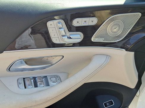 Used 2021 Mercedes-Benz GLE 350 4MATIC image 12