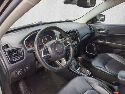 Used 2018 Jeep Compass Limited AWD/4WD image 12