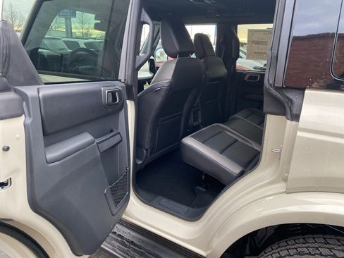 New 2025 Ford Bronco Outer Banks image 18