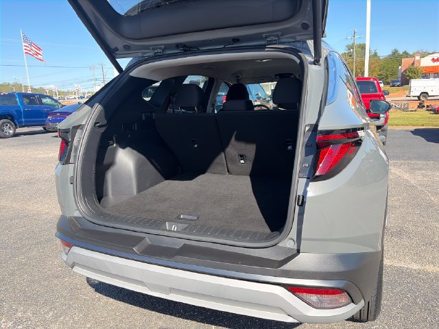 Used 2025 Hyundai Tucson SEL AWD/4WD image 28