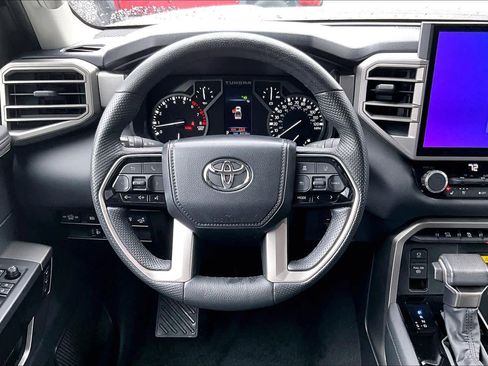 Used 2023 Toyota Tundra Limited image 6