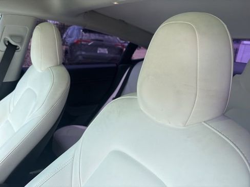 Used 2021 Tesla Model 3 Standard Range Plus RWD image 9