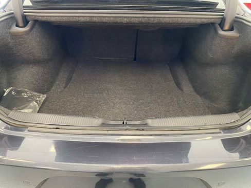 Used 2019 Dodge Charger SXT image 25