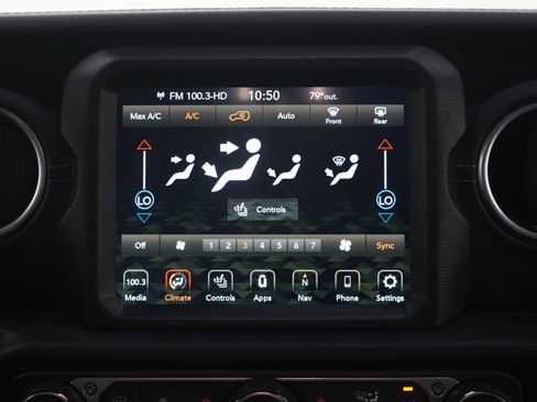 Used 2021 Jeep Wrangler Unlimited Sahara w/ Uconnect 4C Nav & Sound Group AWD/4WD image 17