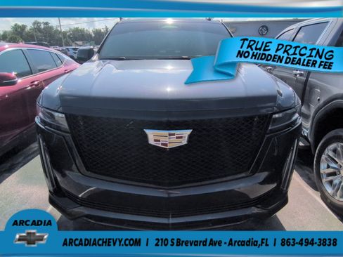 Used 2024 Cadillac Escalade ESV Sport Platinum AWD/4WD image 6