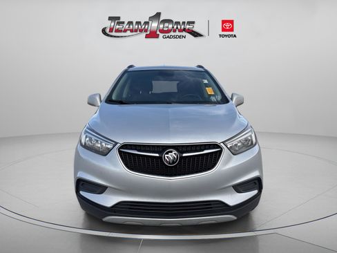 Used 2021 Buick Encore Preferred image 2