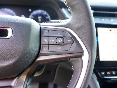 New 2026 Jeep Grand Cherokee Altitude RWD image 13