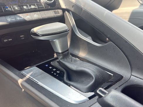 Used 2023 Hyundai Elantra SEL w/ Cargo Package FWD image 28
