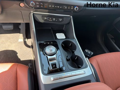 New 2026 Kia Carnival EX FWD image 18