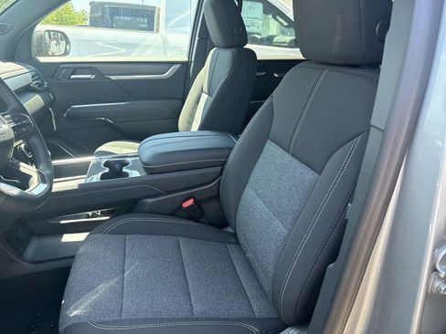 New 2026 GMC Acadia Elevation AWD/4WD image 12