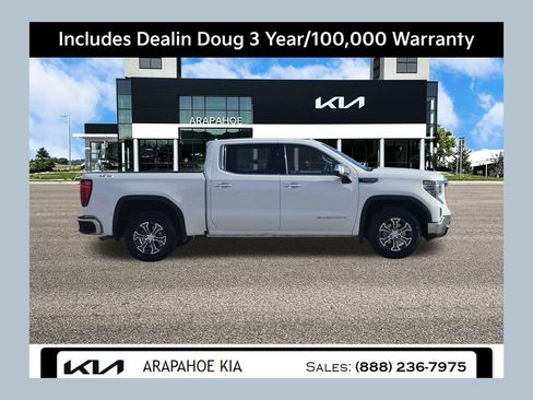 Used 2025 GMC Sierra 1500 SLT image 1