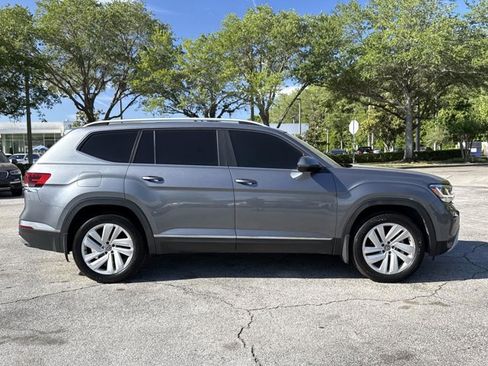 Used 2021 Volkswagen Atlas SEL FWD image 2