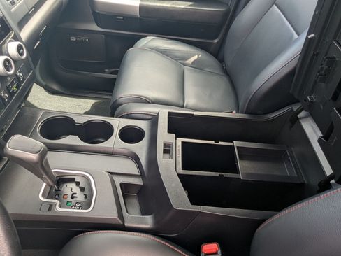 Used 2021 Toyota Sequoia TRD Pro AWD/4WD image 31