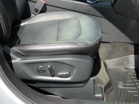 Used 2018 Ford Explorer Limited w/ Equipment Group 301A image 11