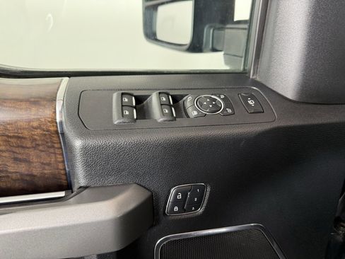 Used 2017 Ford F250 Platinum w/ Platinum Ultimate Package image 21