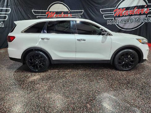 Used 2019 Kia Sorento S image 8