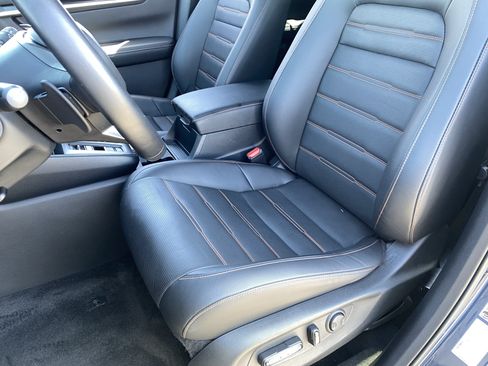 Used 2025 Honda CR-V Sport-L image 17