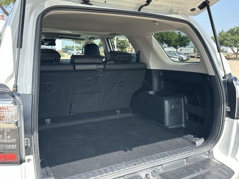 Certified 2023 Toyota 4Runner TRD Off-Road Premium w/ Off Road Premium Plus Package AWD/4WD image 31