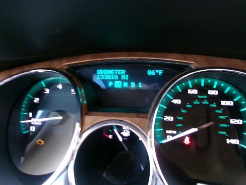 Used 2012 Buick Enclave Premium w/ Trailering Provision Package FWD image 15