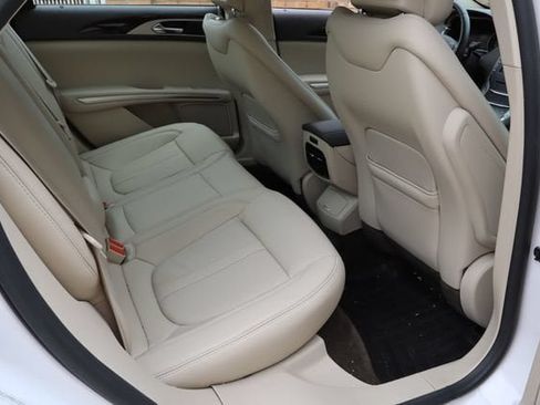 Used 2016 Lincoln MKZ w/ Equipment Group 300A Reserve FWD image 18