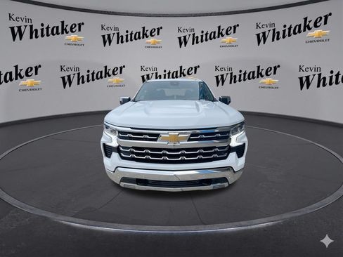 Certified 2025 Chevrolet Silverado 1500 LTZ AWD/4WD image 3