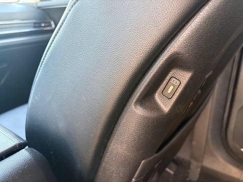 Used 2024 Kia Sportage EX FWD image 12
