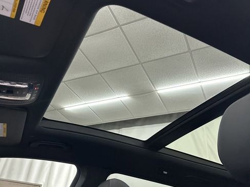 Used 2026 Mercedes-Benz GLS 450 4MATIC image 21