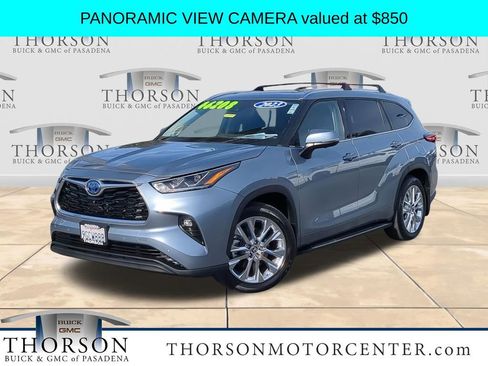 Used 2023 Toyota Highlander Limited FWD image 1