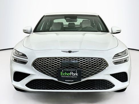 Used 2024 Genesis G70 2.5T AWD/4WD image 2