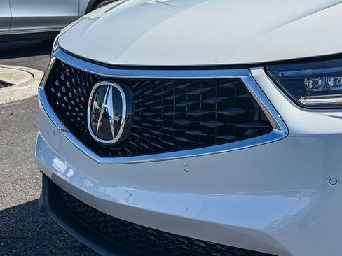 Used 2023 Acura RDX w/ Technology Package AWD/4WD image 3