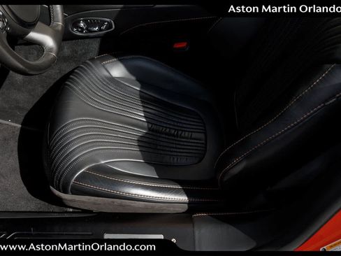 Used 2020 Aston Martin DB11 Volante RWD image 45