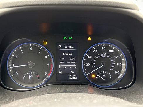 Used 2023 Hyundai Kona SEL image 9