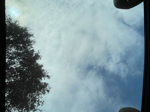 Used 2020 Land Rover Discovery Sport SE R-Dynamic image 24