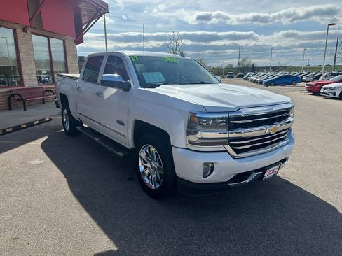 Used 2017 Chevrolet Silverado 1500 High Country AWD/4WD image 3