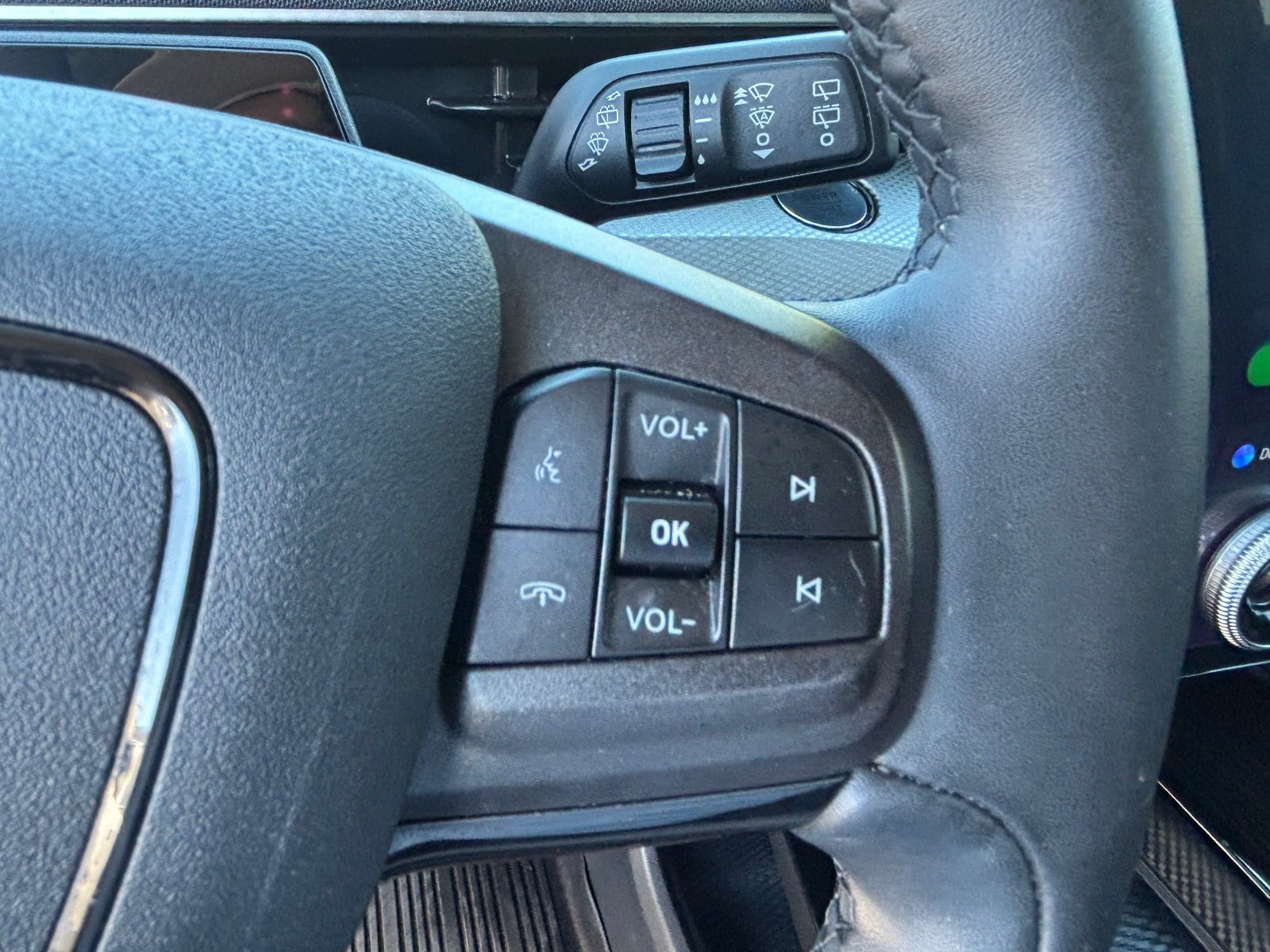 Used 2022 Ford Mustang Mach-E Select w/ Comfort/Technology Package RWD image 21