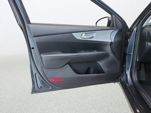 Certified 2024 Kia Forte LXS FWD image 17