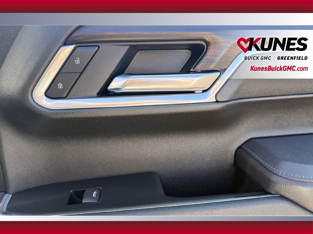 Used 2025 GMC Sierra 1500 SLT AWD/4WD image 41