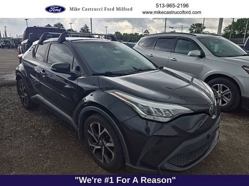 Used 2020 Toyota C-HR XLE FWD image 3