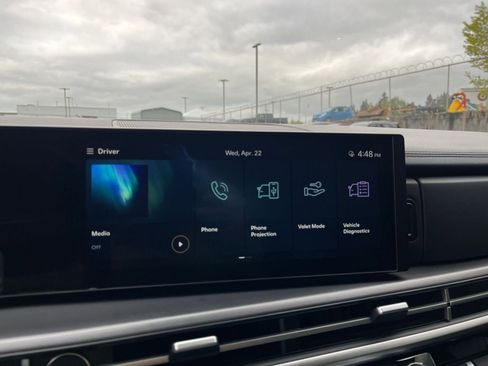 Used 2025 Hyundai Santa Fe SEL image 20