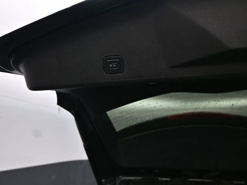 Used 2015 Cadillac SRX Luxury w/ Driver Awareness Package image 7